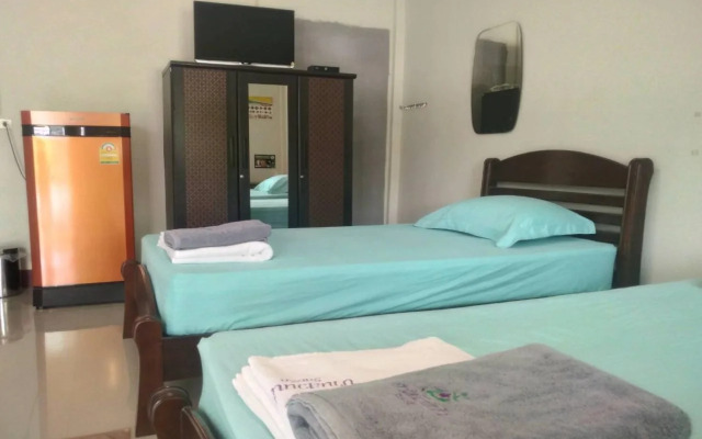 Baan Suan Nam Resort