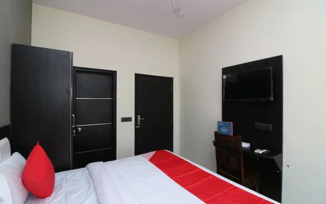 Rosebury by OYO Rooms