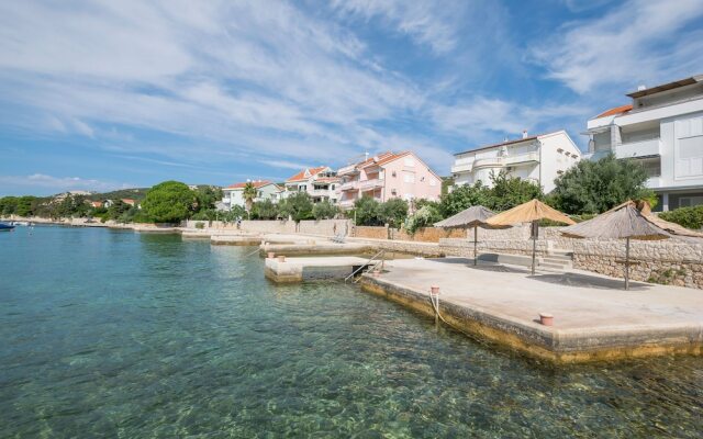 Apartments Only For Family