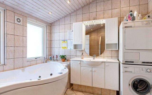 6 Person Holiday Home in Albaek