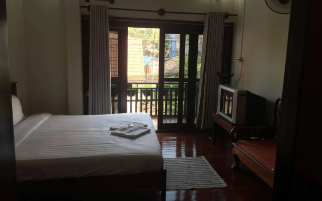 Be Na Cam Guesthouse
