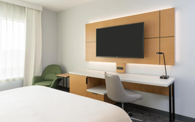 DoubleTree by Hilton Houston Westchase