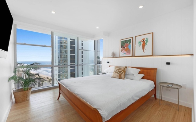 Surfers Paradise Stay With Resort-style Amenities – Guest Rooms – Gold Coast