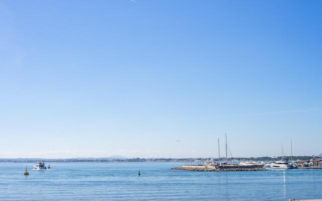 Alcudia Mar In Puerto De Alcudia