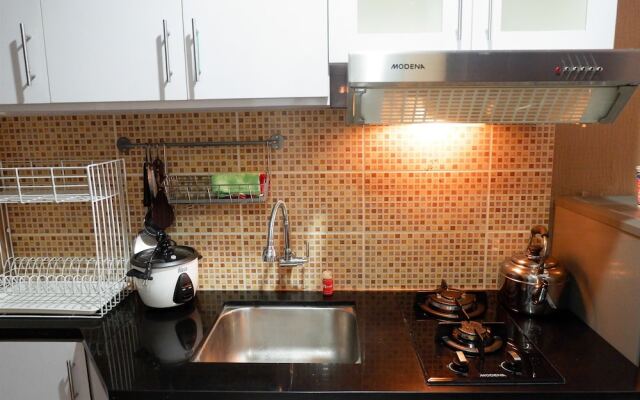 Great Location Studio Belmont Apartment near Puri Mall