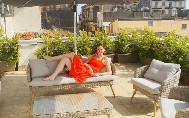 Old Catania Terrace 2