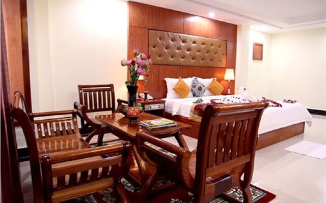 Yolanda Hotel 宝华精品酒店(金边)