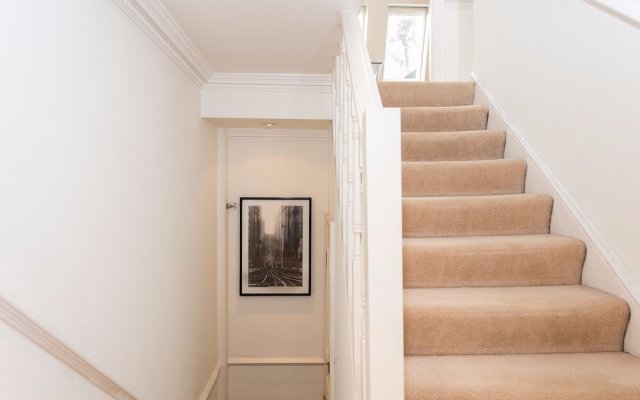 2 Bedroom Flat in Fulham