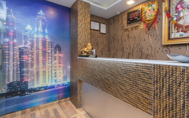 OYO 8977 Hotel Rajnandani Residency