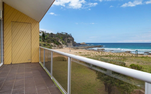 Retreat Beside The Beach - Unit One