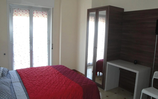 Hollywood Bed & Breakfast