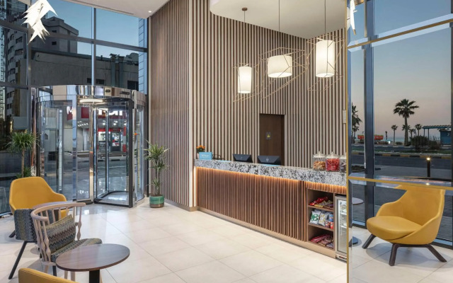 Hampton By Hilton Kuwait Salmiya