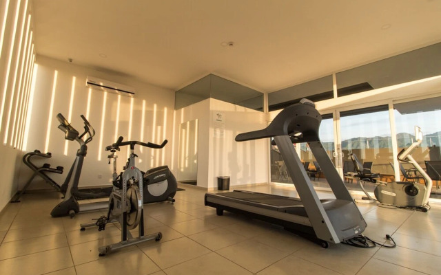 Niza Five Luxury Beach Apartments