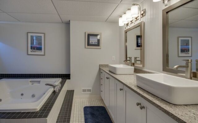 Rainbow 1109 - 2 Br Condo