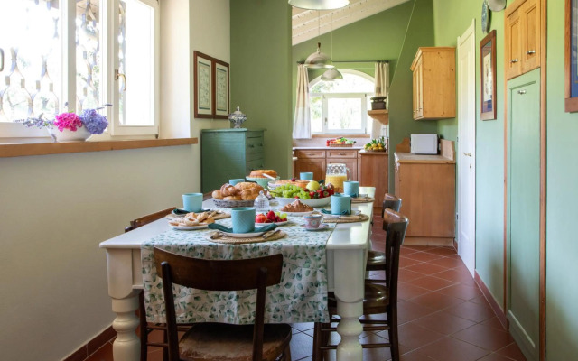 Luxury Estate on the Hills of Lake Garda