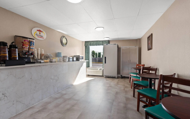 Super 8 by Wyndham Columbus
