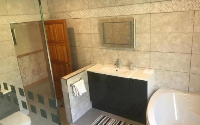 Heulwen Guest House