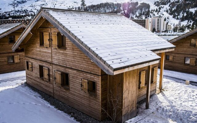 Apartment in Wooden Building in the Nice Superdévoluy