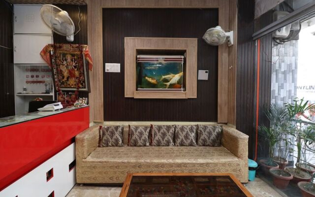 OYO 29941 Hotel Hukum Palace