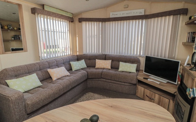 Caravan 132