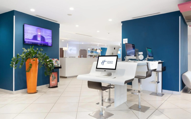 Holiday Inn Express Toulon - Est by IHG