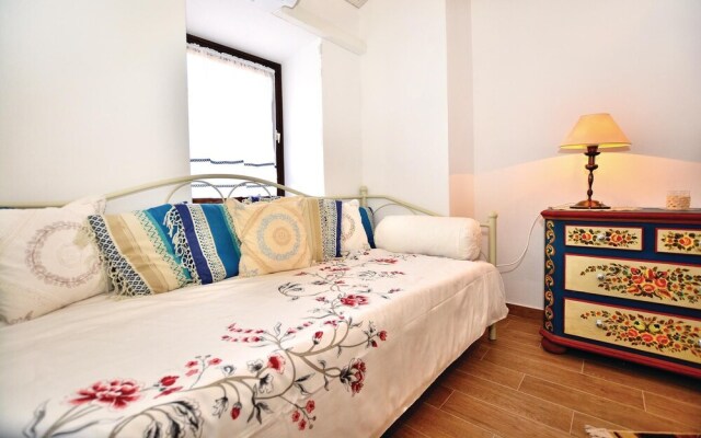 Amazing Home in Smarje With Sauna, Wifi and 2 Bedrooms