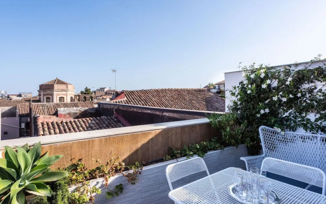 La Perla del Duomo With Terrace by Wonderful Italy