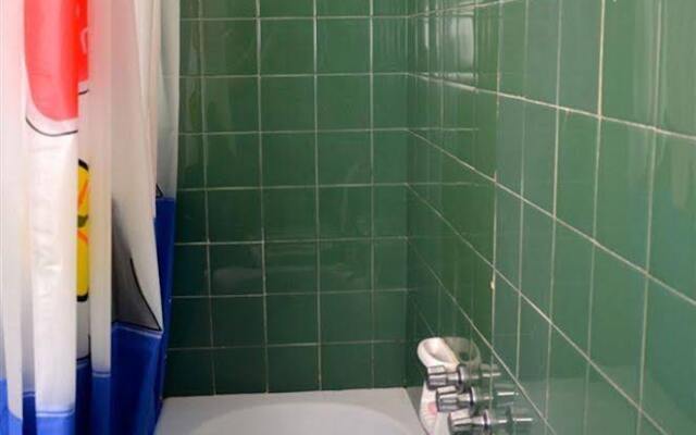 Lemmy Hostel Boutique