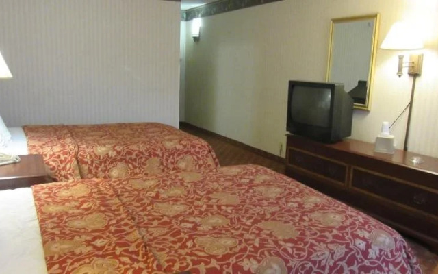 Governor's Inn & Suites