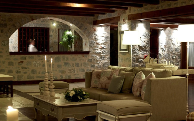 Porto Vitilo Boutique Hotel