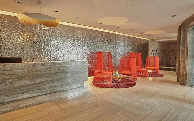 Hotel Residences at Acqua