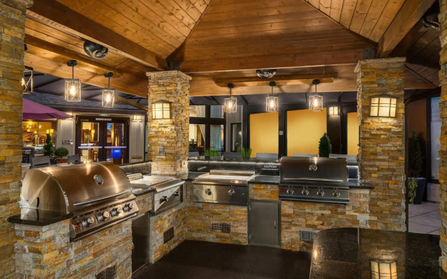 Staybridge Suites Everett-Paine Field by IHG