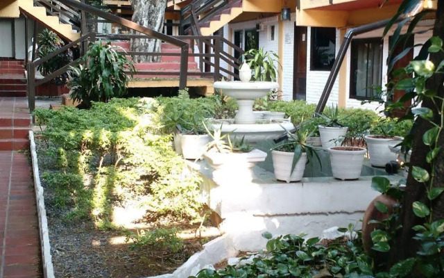 Hostal Residencial Leones de Castilla
