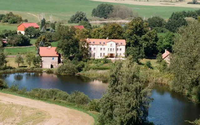 Villa am Trumpf - Individuelle Ferienwohnungen am See