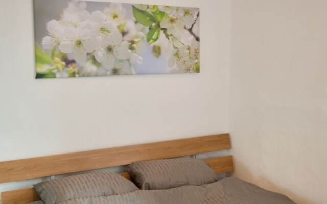 1 Bedroom Flat Near Dalry Area