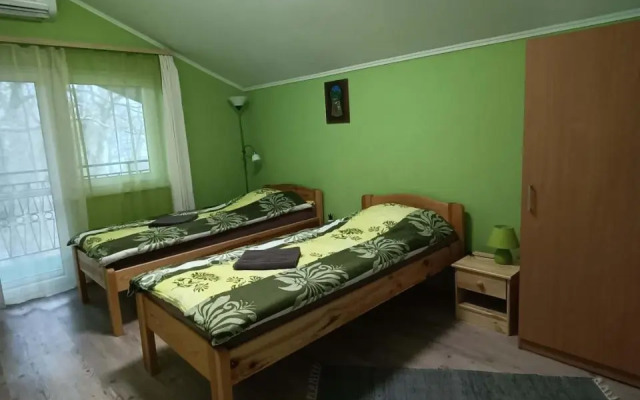Tölgyfa Panzió