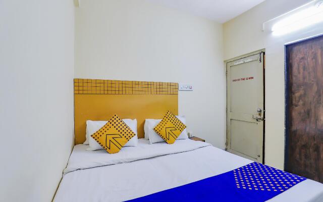 SPOT ON 77564 Hotel Shivang