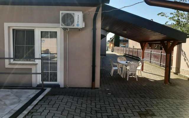 2 féröhelyes apartman