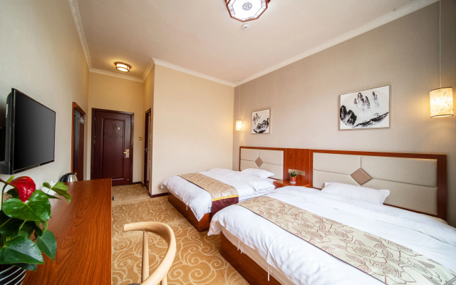 Puhua Hotel
