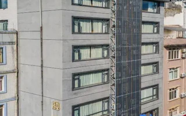 Pingle Rongfu Hotel