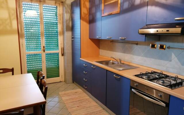 Rent Rooms in Nola na