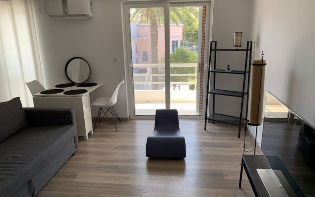 Rodos Town Luxury Apartment