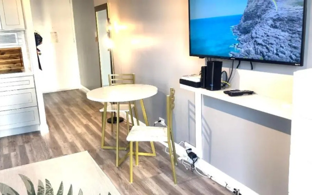 Tropical Studios at Marine Surf Waikiki