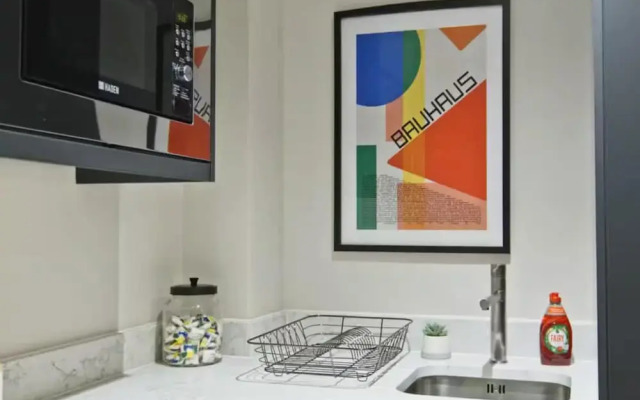 Leeds City Center - 1 Bed - Baby Friendly