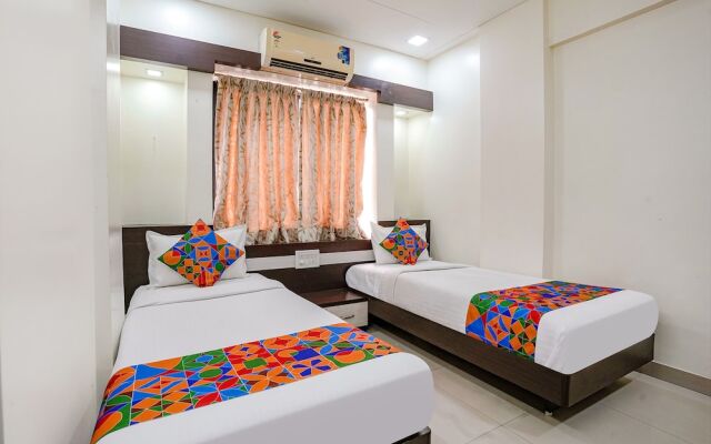 Fabexpress Orchid Rooms