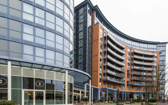 GWQ Apartments