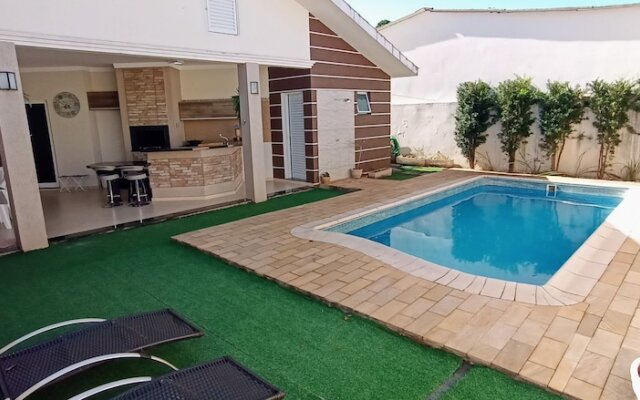 Casa Conforto com Piscina