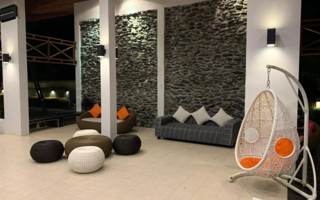 Prasarnsook Villa Beach Resort (SHA Extra Plus)