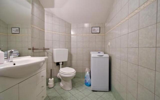 Hostel X Point