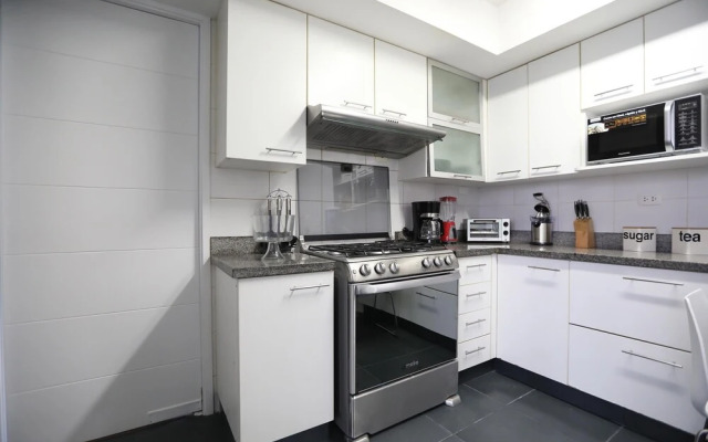 Boardwalk Modern Apartment With Oceanview